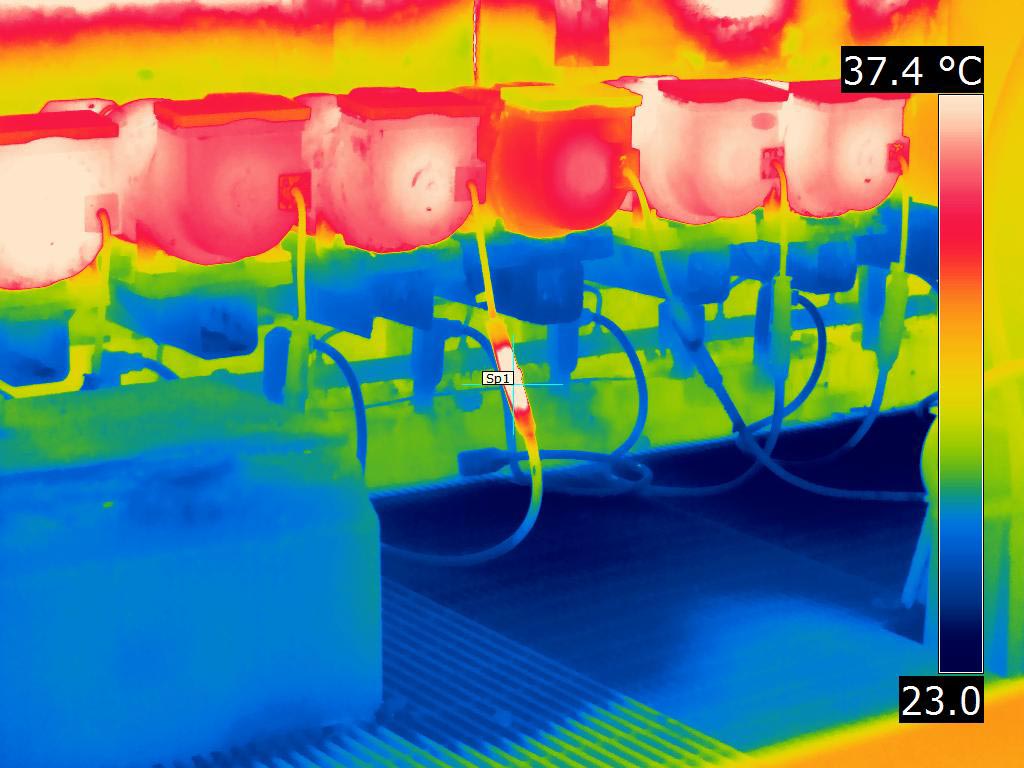 Failing electrical connector in steel mill motor - FLIR T1K IR Image Failing electrical connector in steel mill motor - FLIR T1K IR Image